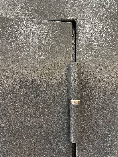 Входная дверь  