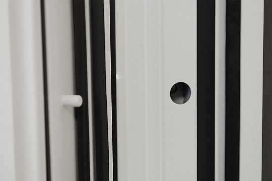 Входная дверь  